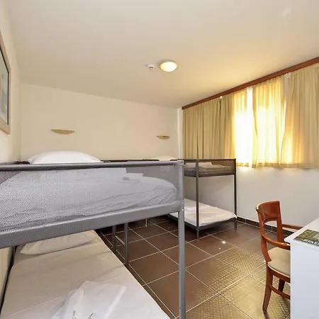 Family M Hostal Zadar